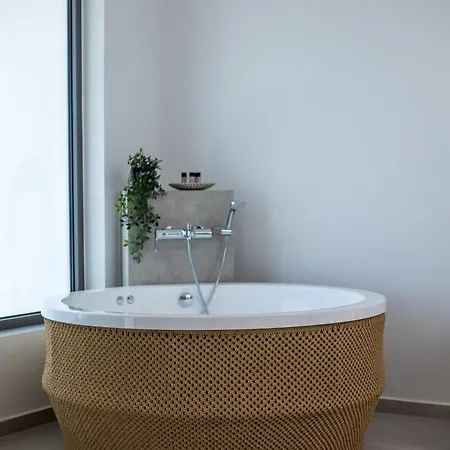 Moscha فاليراكي