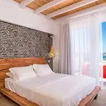 Moscha Aparthotel 4*