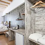 Moscha Aparthotel 4*
