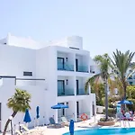 Apartahotel Moscha 4*