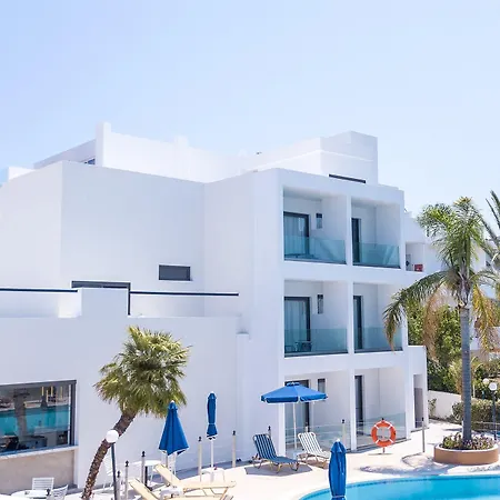 Aparthotel Moscha 4*