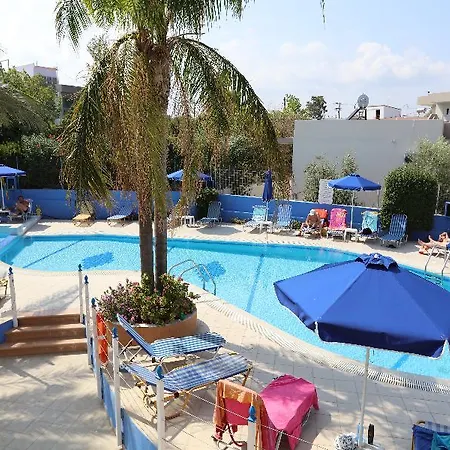 Moscha 아파트호텔 팔리라키