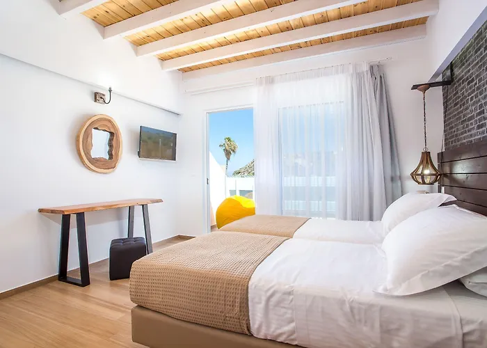 Moscha Φαληράκι