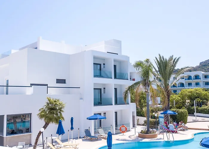 Ξενοδοχείο με διαμερίσματα Moscha 4*